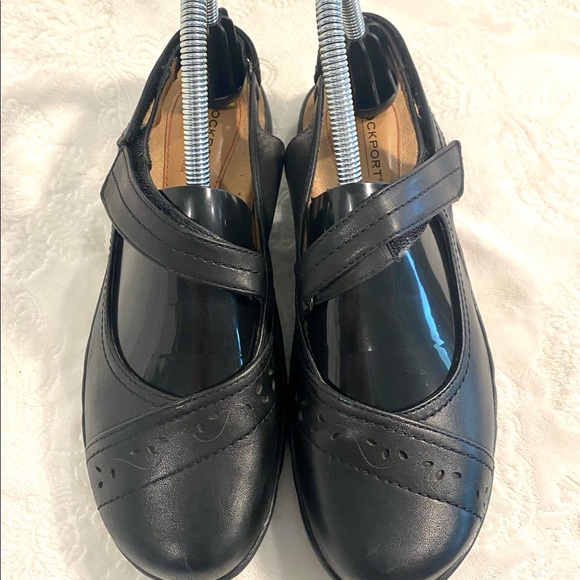 rockport mary jane shoes